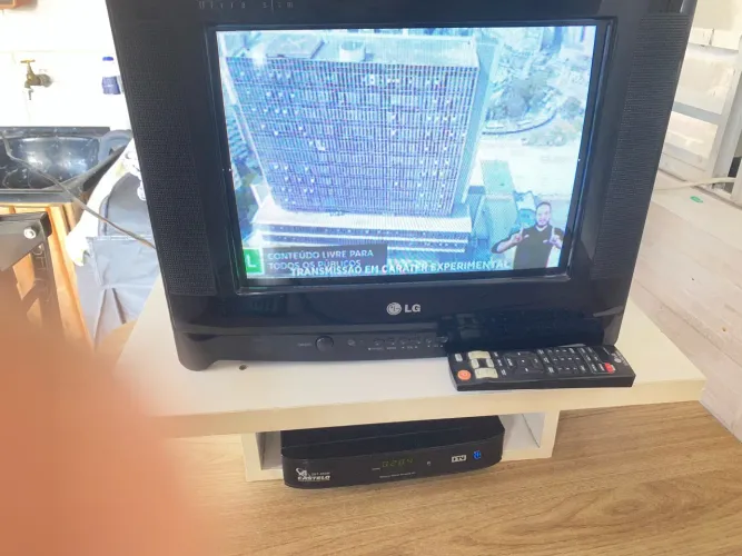 Televisão LG 14 polegadas tubo