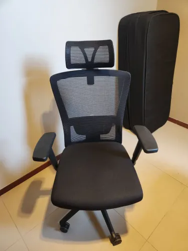 Cadeira de Escritório Comfy Evo - Bom estado