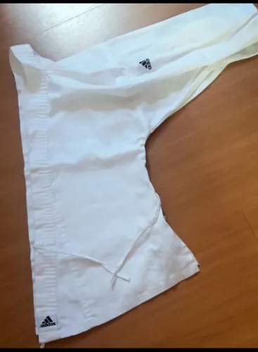 KIMONO ADIDAS INFANTIL ( USADO)