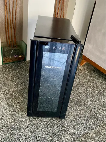 VENDO ADEGA DE VINHOS BRASTEMP
