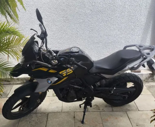 Moto BMW G310 GS Versão de comemoração 40 anos
