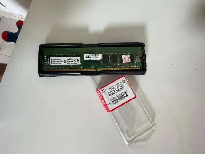 Memória RAM 16GB KINGSTON