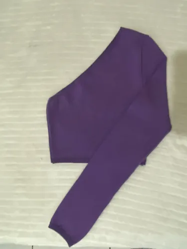 blusa com uma manga só