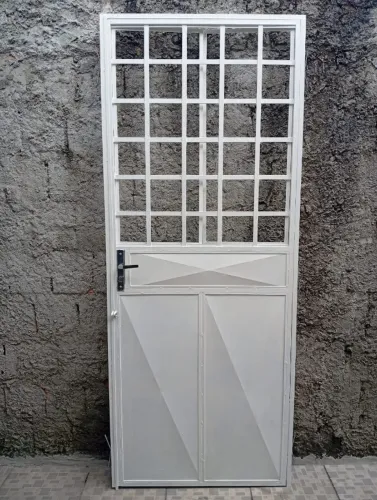 Porta da Ferro Nova