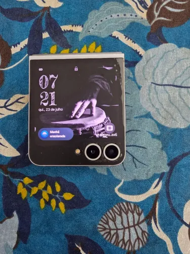Galaxy z flip 6