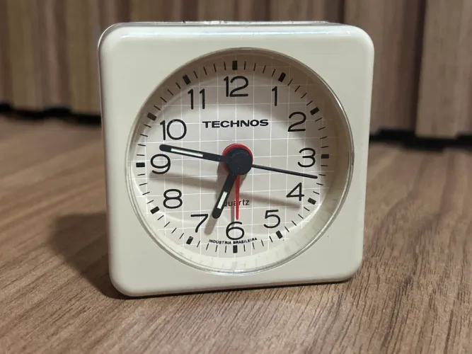 Relógio de Mesa Technos Anos 90