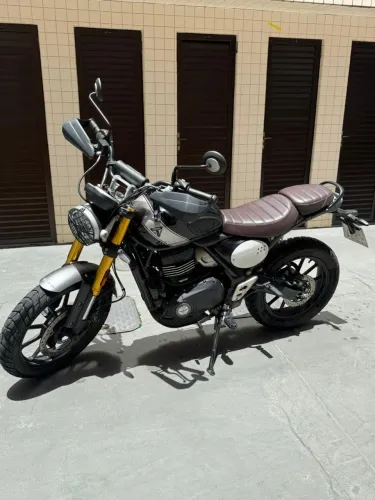 TRIUMPH SCRAMBLER 400X