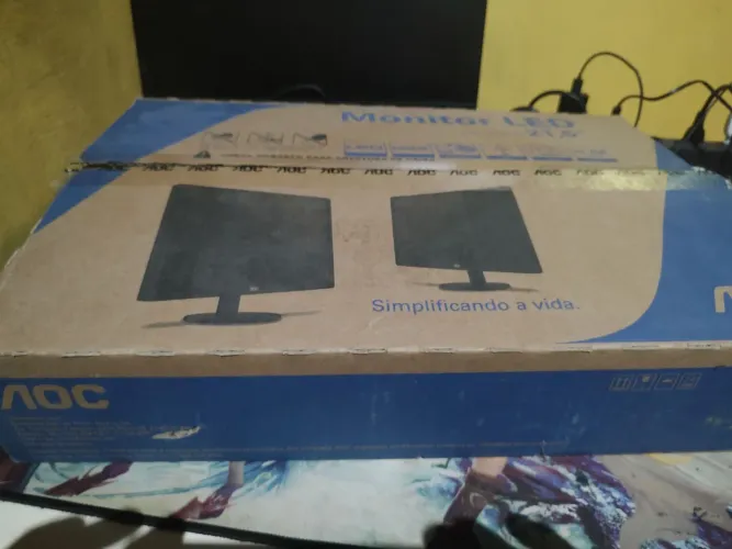 Monitor aoc 21.5 polegadas novo na caixa falar com com Ivan no *11 ou *32