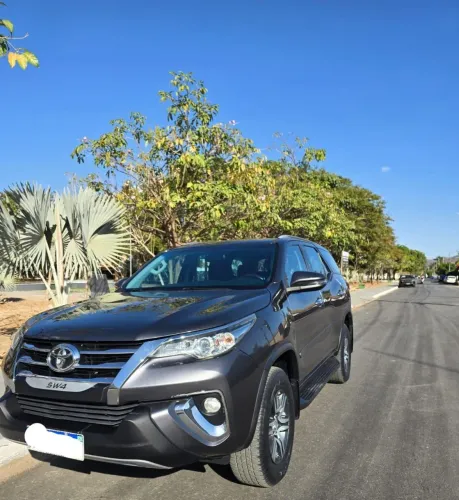 Toyota Hilux SW4 SRV 4X2 2.7 Flex 16V Aut. 2019