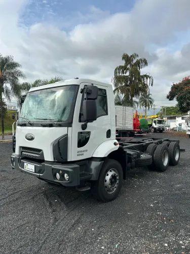 Ford Cargo 2629 No chassi Abaixo da Tabela