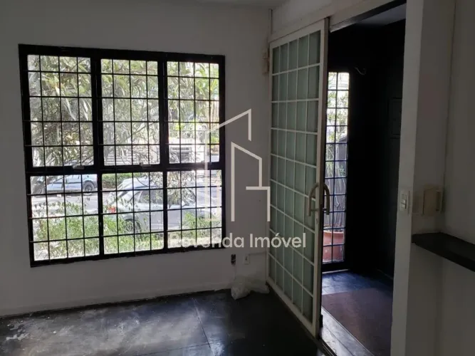 Prédio Comercial Espaçoso e Bem Localizado em Higienópolis - Ideal para o seu Negócio!