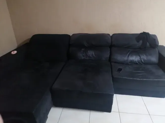 Sofá Grande preto 3m de largura x 1,70 