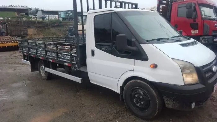 Ford Transit Furgão 3330 2.4 Tdci Curto Dies. 2010