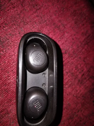 Vendo fone de ouvido jbl em perfeito estado 