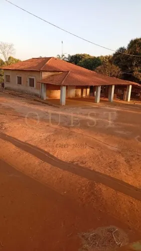 VENDE-SE SÍTIO DE 8,97 ALQUEIRES NA CIDADE DE TANABI/SP