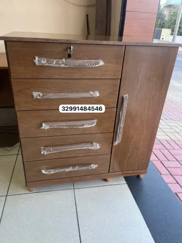 Cômoda de 5 Gavetas com Sapateira