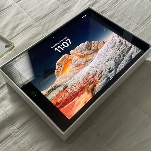 iPad 8 com caneta Apple Pencil primeira geração 