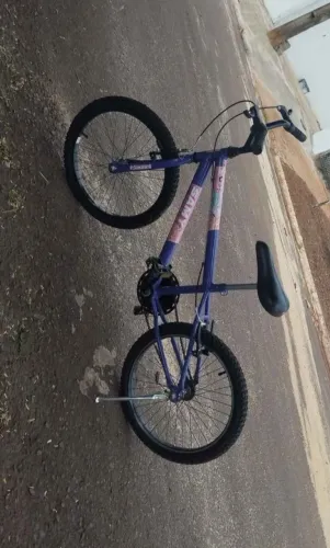 Bicicleta infantil nova