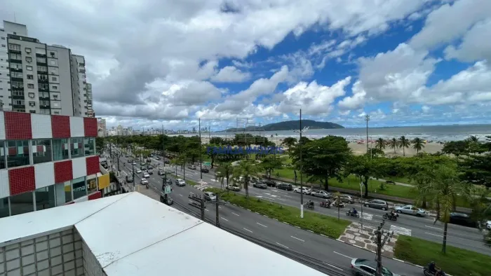 Laje corporativa frente mar à venda José Menino Santos