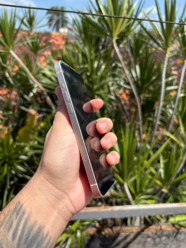 iPhone 14 Plus impecável