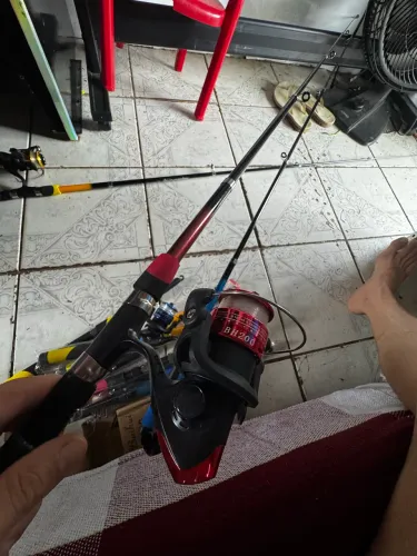 Vara de pescar pra quem quer iniciar 