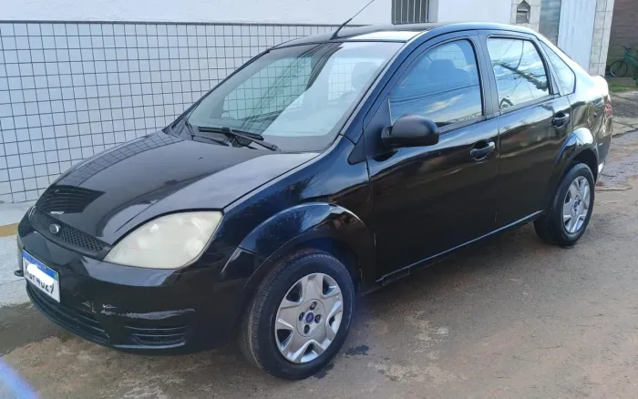Ford Fiesta Sedan 1.0 8V Flex 4P 2007