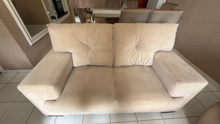 Sofá 2 lugares
