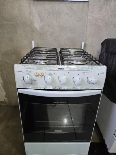 Vendo fogão 4 bocas Dako