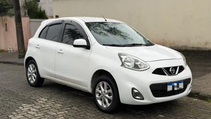 Nissan March SV 1.6 16V Flex Fuel 2016