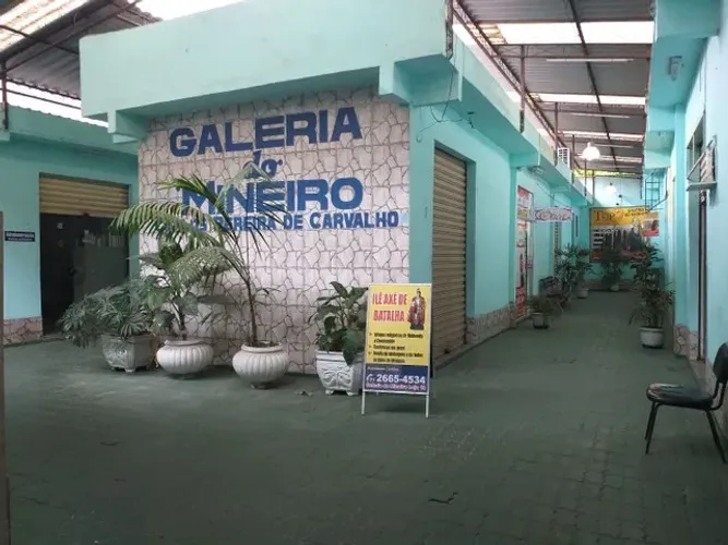 Aluga-se lojas em Galeria por R$1.000,00 no Centro de Queimados