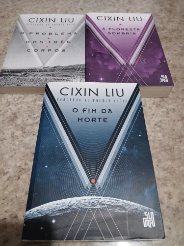 Coletânea O Problema dos Três Corpos, do autor Cixin Liu
