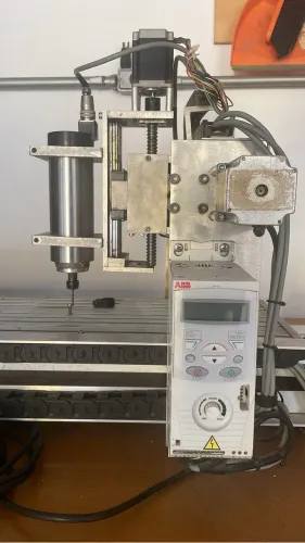 Router CNC para pequenos trabalhos