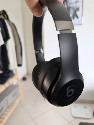 Beats Solo 4