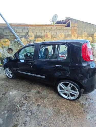 Fiat Uno Attractive 1.4 EVO Fire Flex 8V 4P 2012