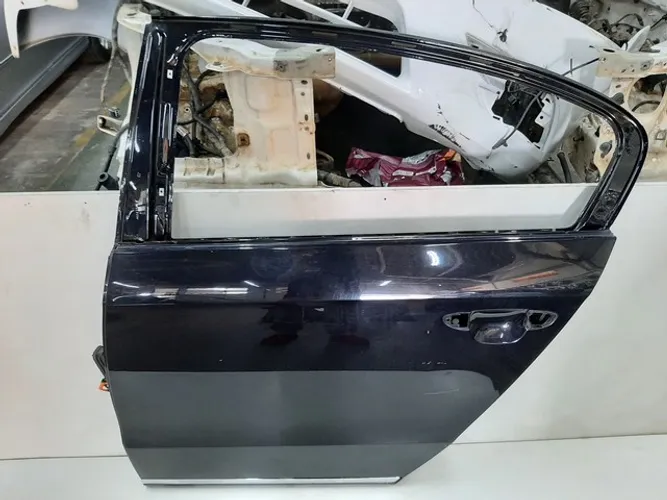 Porta Volkswagen Passat 2011 traseira esquerda 