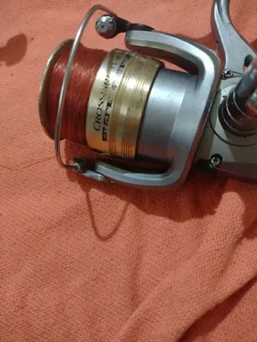 Molinete Daiwa Crossfire 3500 3iB"