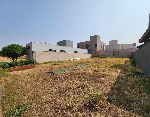 Lote em um dos melhores condomínios de Uberaba Damha 2