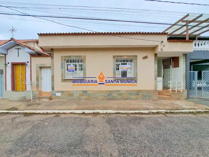 Casa Plana 4 quartos - Centro Caeté