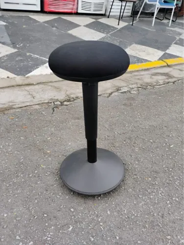 Banqueta de tecido com amortecedor