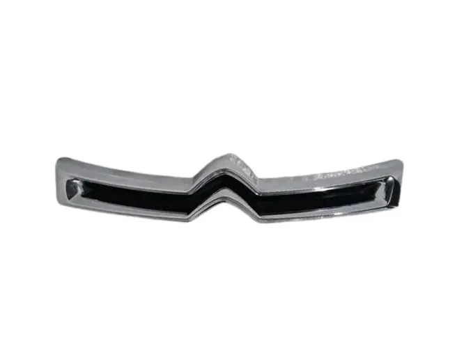 Emblema Cromado Para-choque Dianteiro Citroen C3 2013 14 15 16 17 18 19 2020