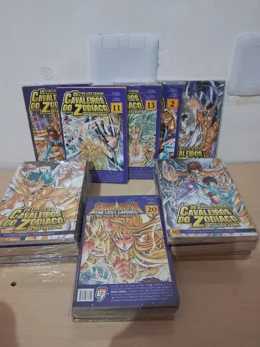 Mangás Cavaleiros do Zodíaco: The Lost Canvas 