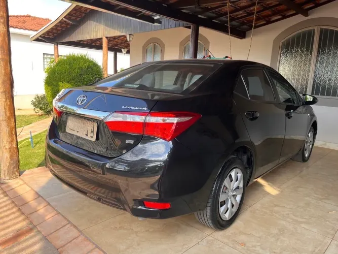 Toyota Corolla GLI 1.8 Flex 16V Aut. 2016