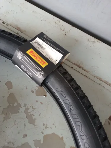 Pneu pirelli aro 27.5 monark banda alta
