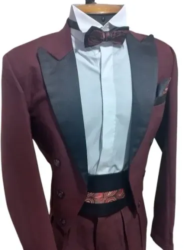 Traje Social Completo Borgonha