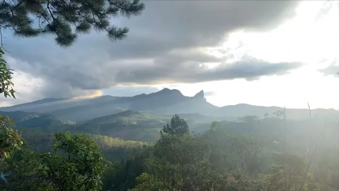 Terreno rural em condomínio fechado à venda em Aracê, Domingos Martins, ES.
