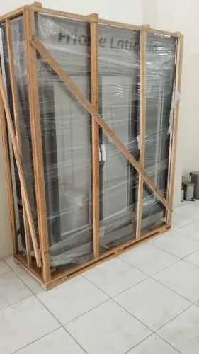 Balcão expositor auto serviço 3 porta frio e laticínio chimafrio pronta entrega - Marcos
