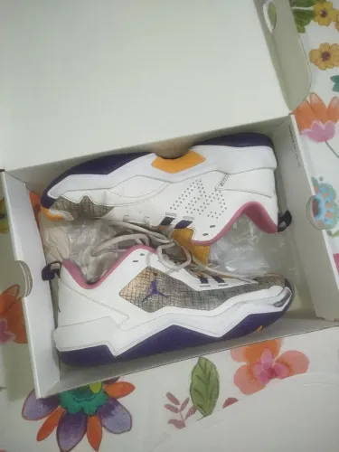 Jordan One Take 4 tamanho 43  - White/Court Purple/Canyon Gold/Pinksicle 