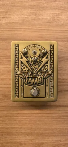 Pedal de guitarra AMB ALEF GOLD