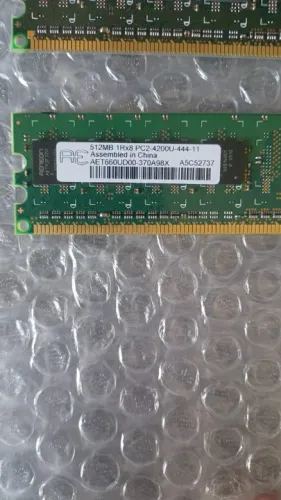 2 memorias 512MB PC2-4200U