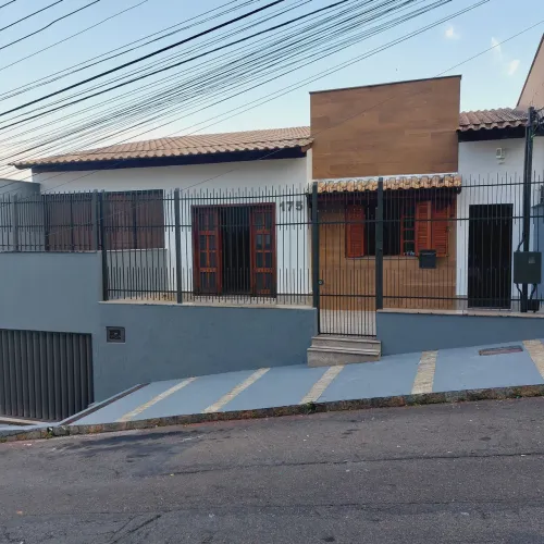 Casa à venda - bairro Paineiras